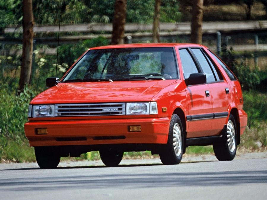  Hyundai Excel 5-Door 1987 года  (US) (фото 3 из 4)
